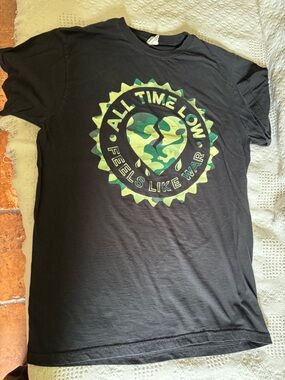 Vintage band tee All Time Low - Feels Like War